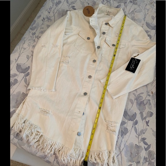 🎁NWT BiBi Ivory Long Button Down Distressed Denim Jacket S - Picture 11 of 11